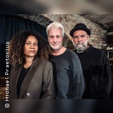 Schmidbauer & Kälberer laden ein: Amy Warning 08.10.2026 Bürgerzentrum